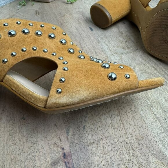 Vince Camuto Jorlyn Studded Leather‎ Block Heel Sandals Size 7M Tan Women Mules - Picture 9 of 11